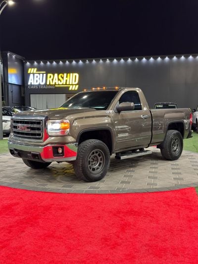 GMC Yukon SLE 5.3L 4WD (8 Seater)