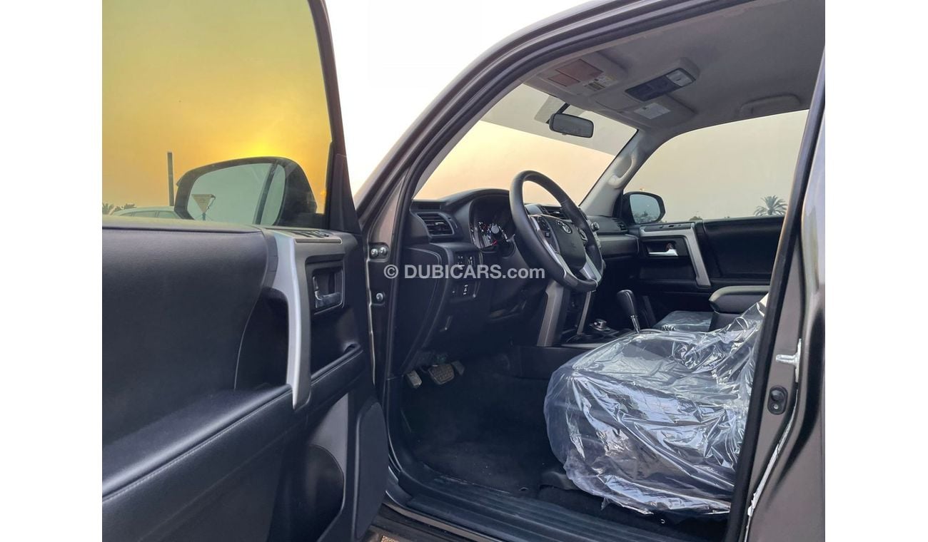 Toyota 4Runner 2019 Toyota 4Runner SR5 Premium 4x4 -7 Seater- 4.0L V6 / Export Only