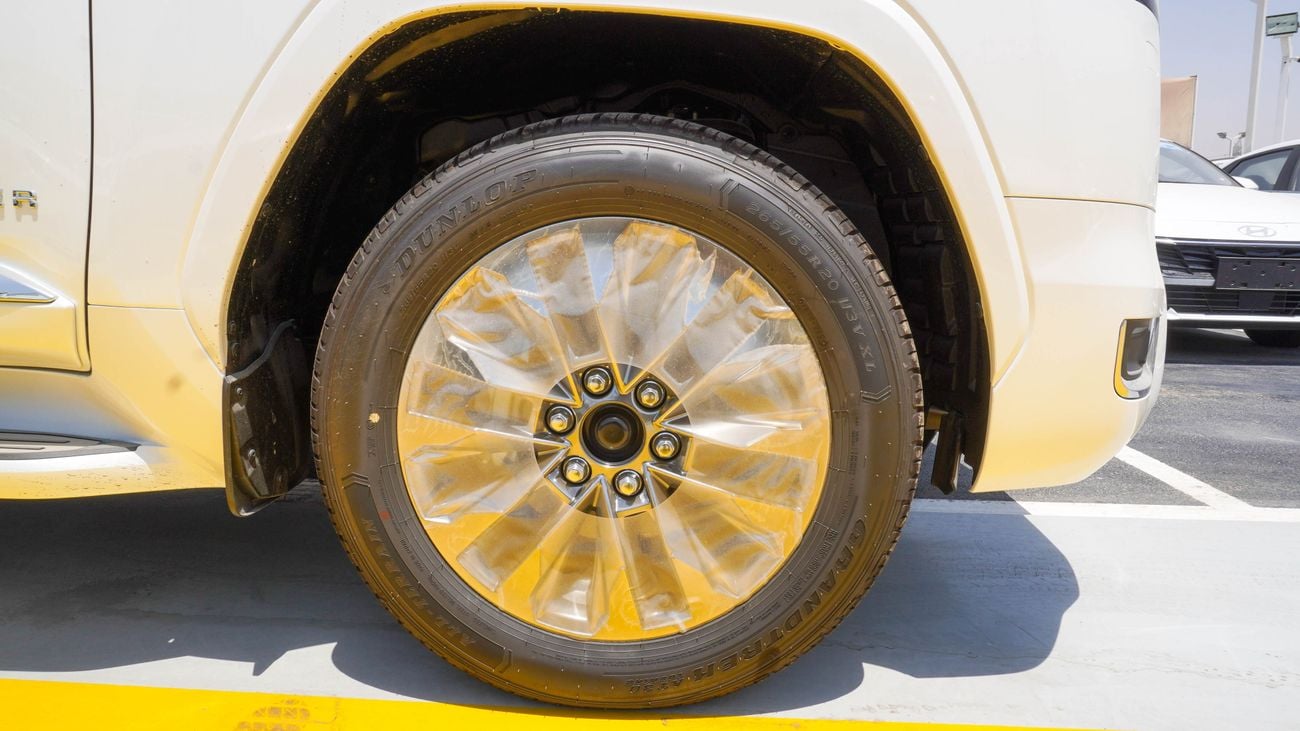 Toyota Land Cruiser VXR 3.5 L twin turbo V6