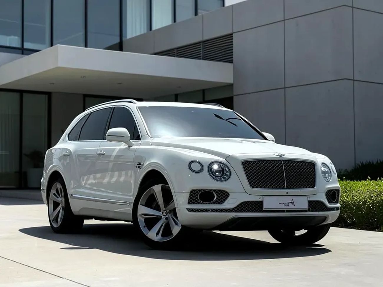 Bentley Bentayga LP-640 ROADSTER Bentayga 4.0T AED 4,640 P.M | 0% DOWN PAYMENT | BENTLEY BENTAYGA V8 | 4.0L V8 | 2020