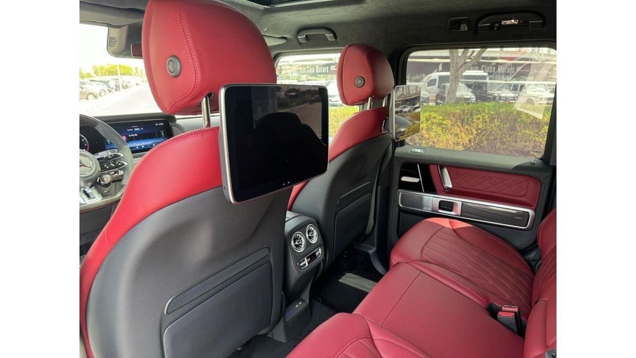 Mercedes-Benz G 63 AMG FOR EXPORT PRICE GERMAN SPEC FULY CARBON FIBER INSIDE OUTSIDE