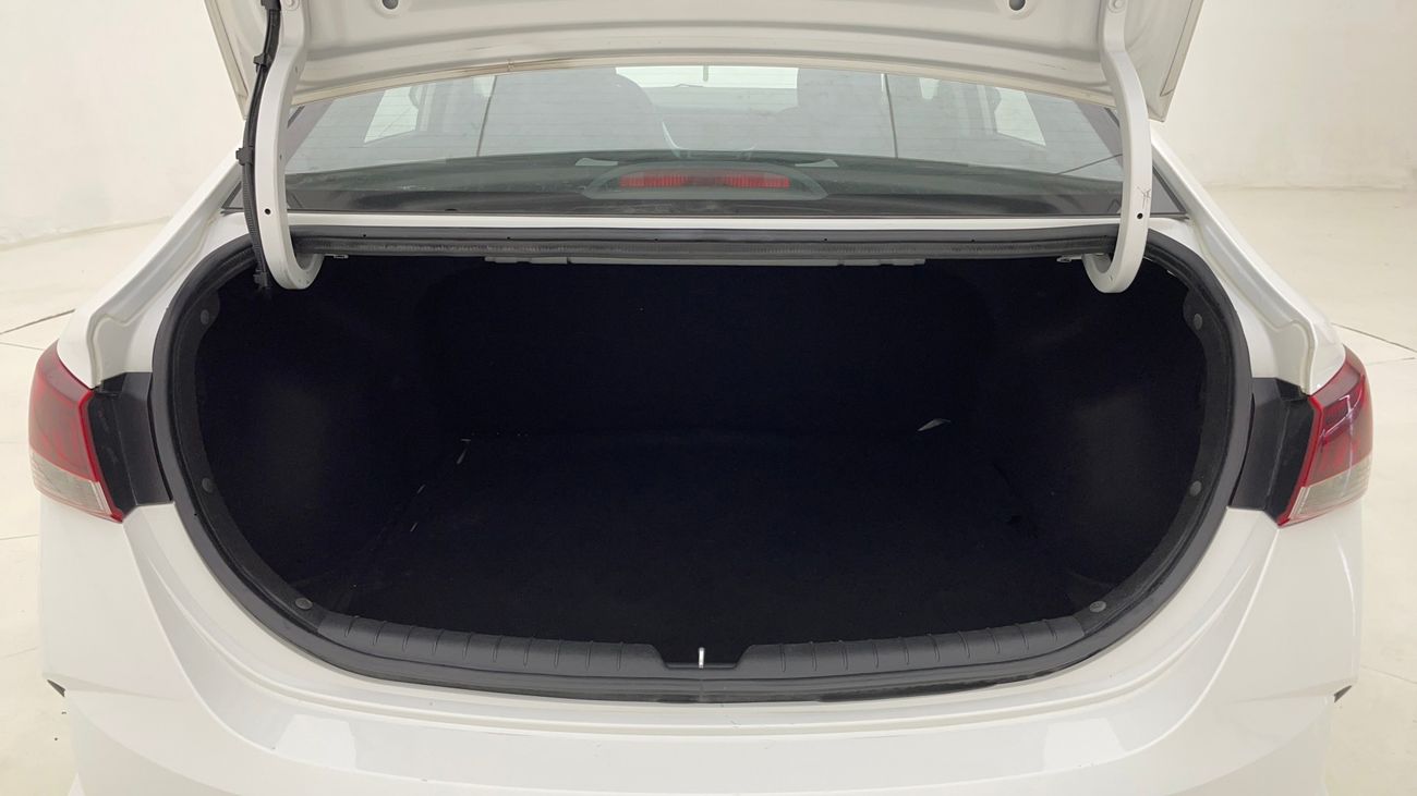 هيونداي أكسنت SMART 1.6 | بدون دفعة مقدمة | اختبار القيادة في المنزل