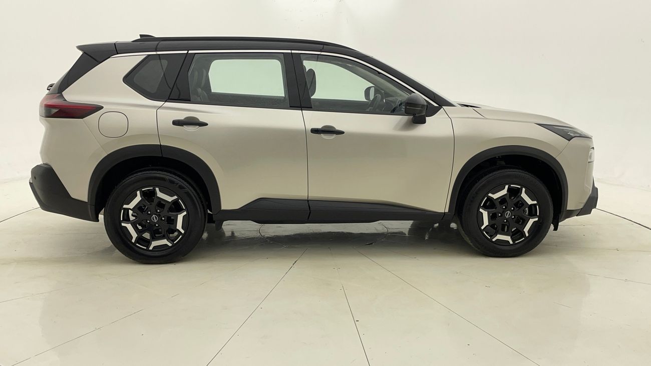 نيسان إكس تريل N TREK 2.5 | بدون دفعة مقدمة | اختبار القيادة في المنزل