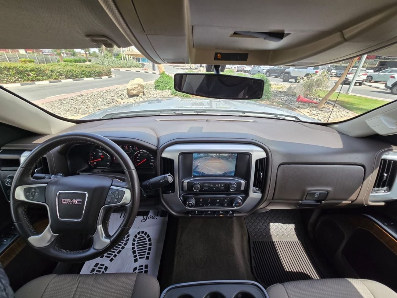 GMC Sierra 1500 SLE 5.3L Single Cab Utility 1500 SLE 5.3L V8 4X4 2016 GCC WITH FULL AGENCY SERVICE HISTORY IN M