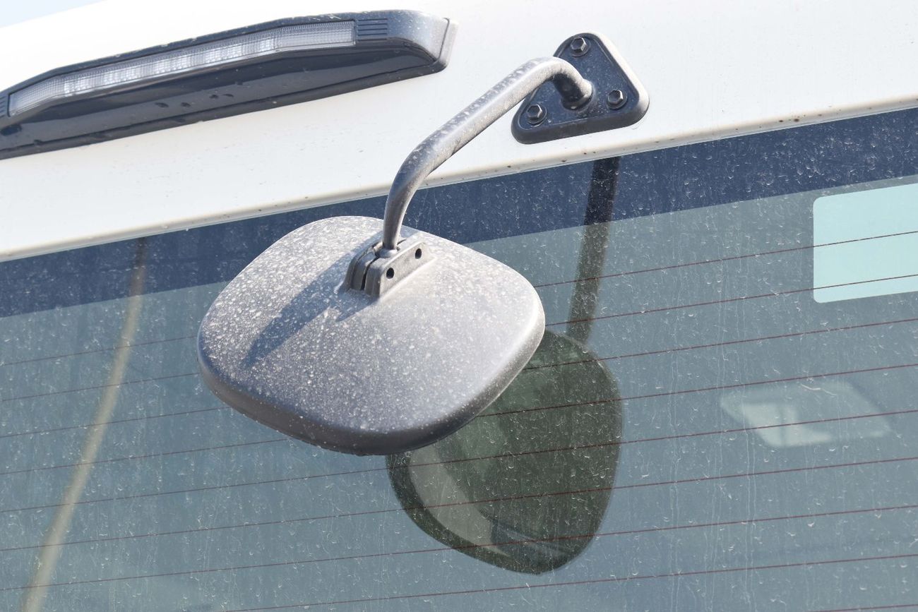 تويوتا كوستر 2.7L (23-Seater)