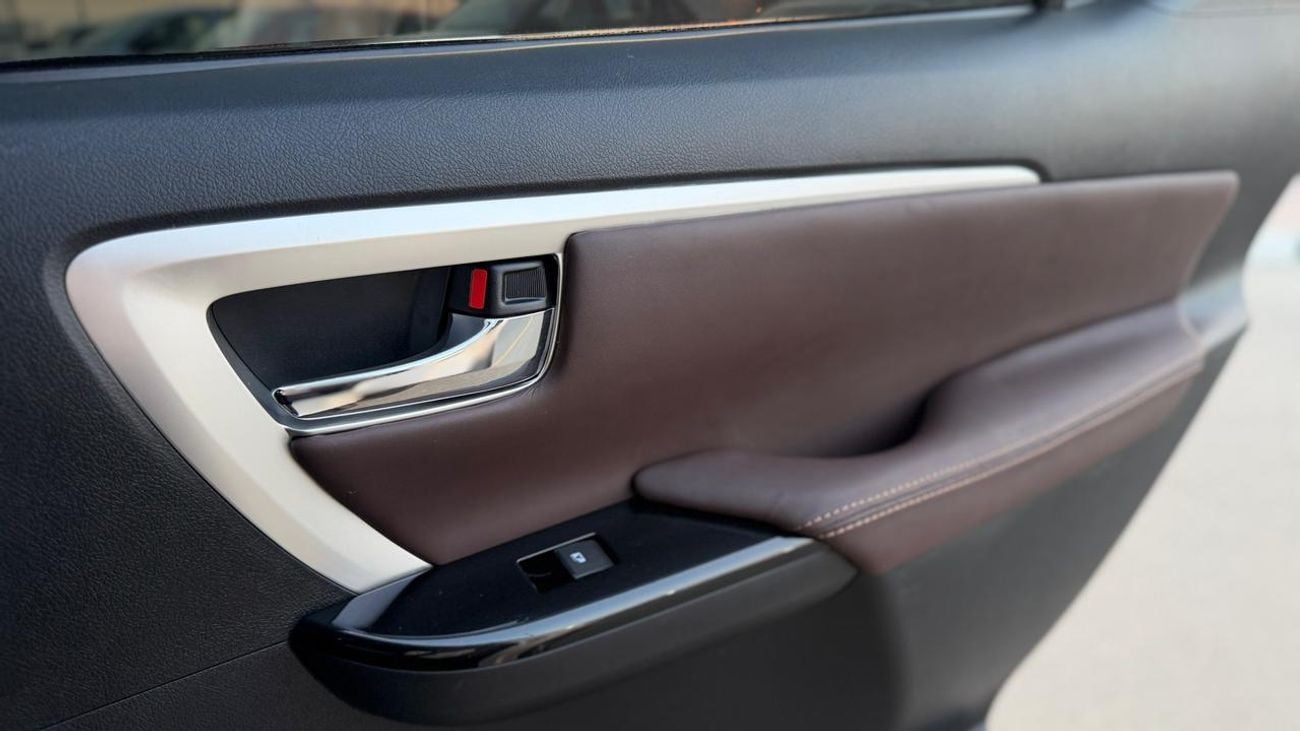 تويوتا فورتونر -