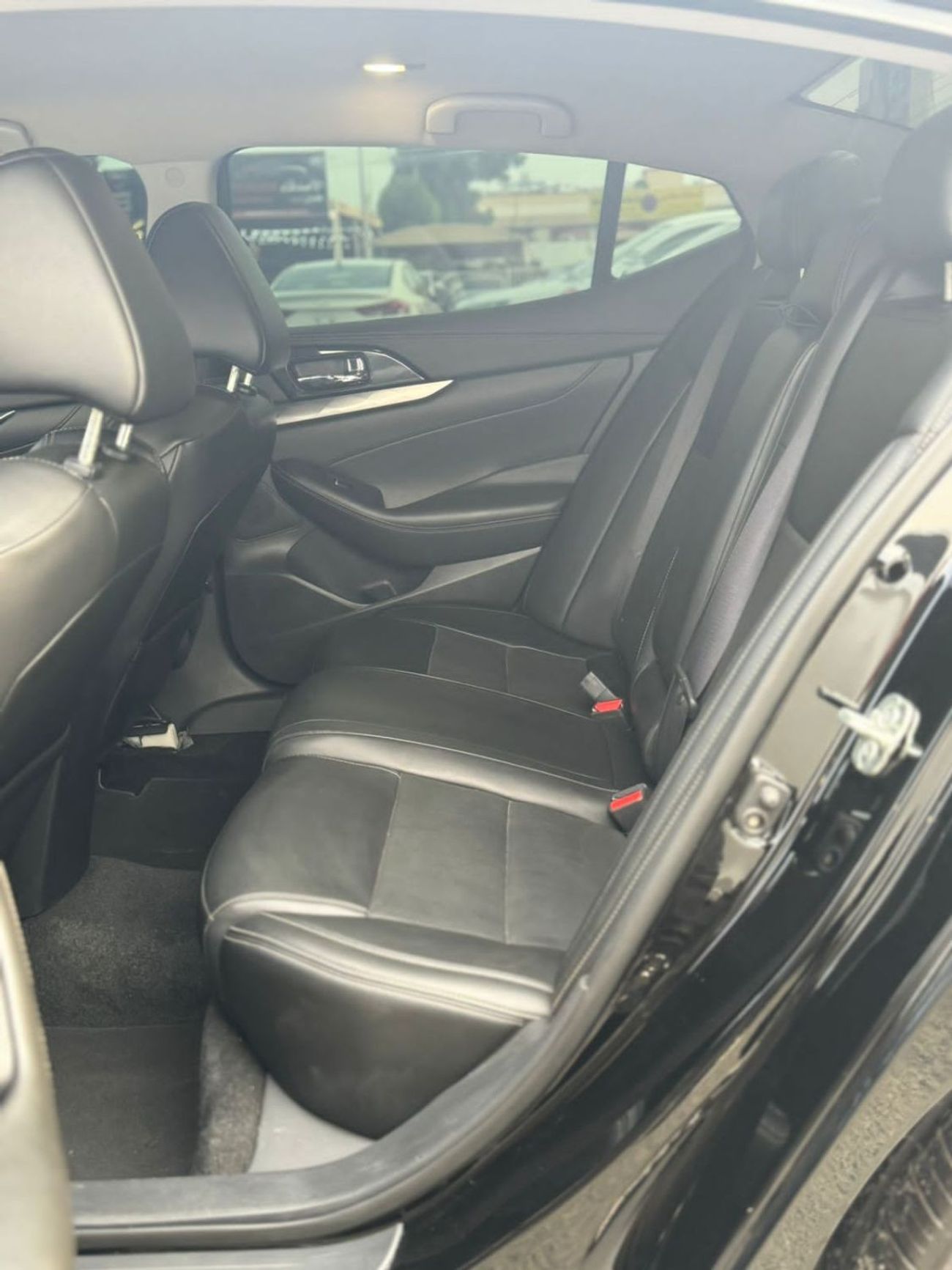 نيسان ماكسيما SV