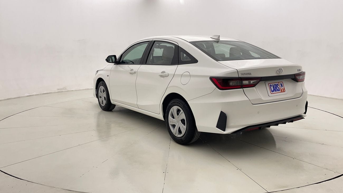 تويوتا يارس E 1.5 | بدون دفعة مقدمة | اختبار القيادة في المنزل