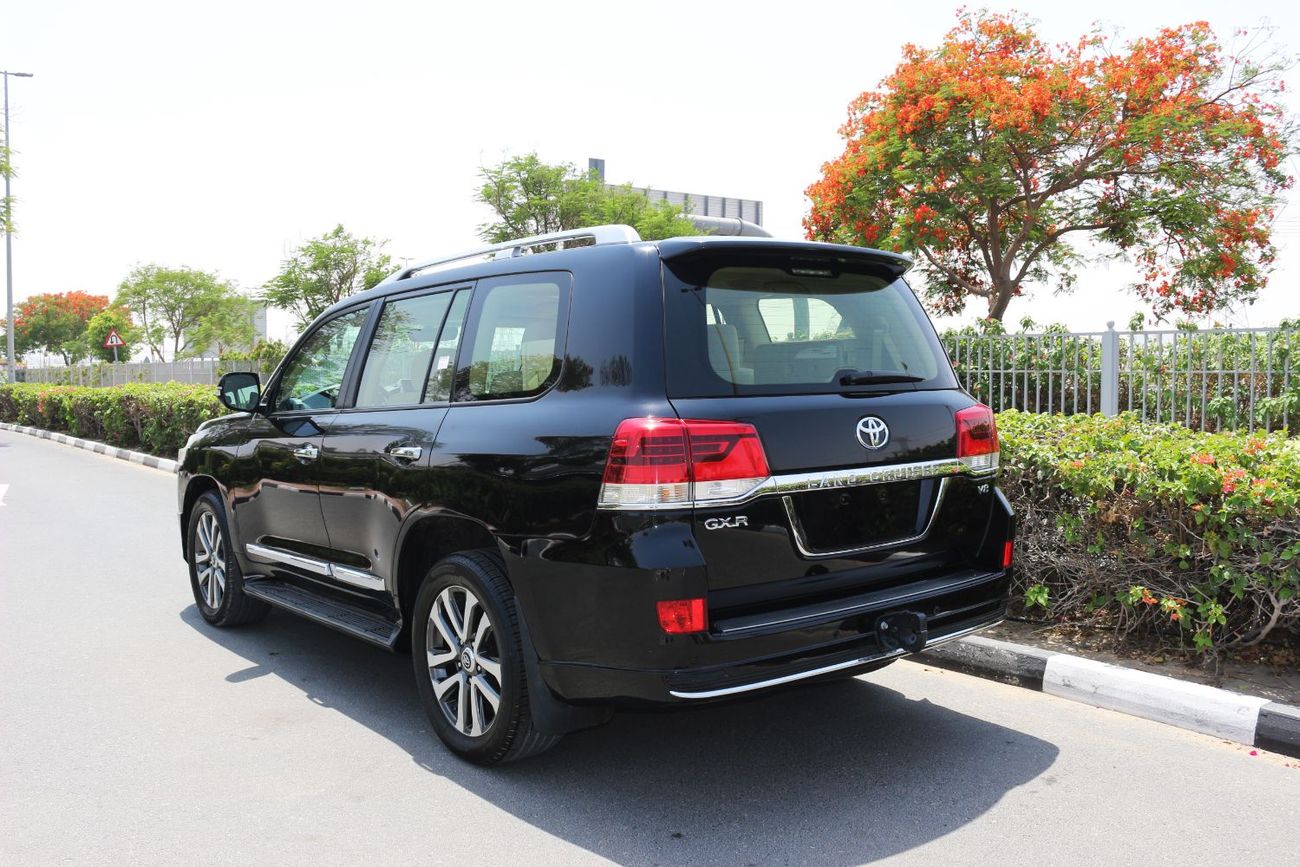 Toyota Land Cruiser GXR 4.6L TOYOTA LAND CRUISER GXR V8 MODEL 2019 GULF SPACE WITH SUNROOF