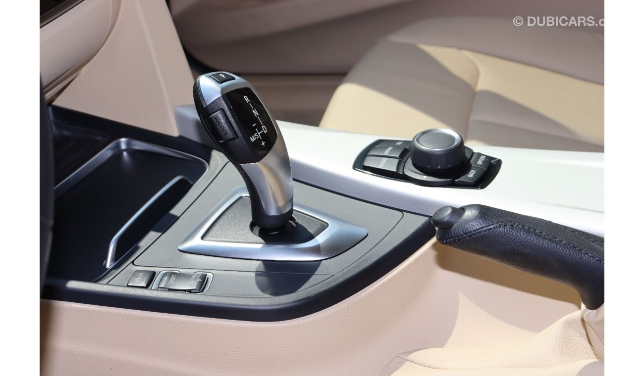 بي أم دبليو 318i BMW 318i 2017 GCC 1.6L