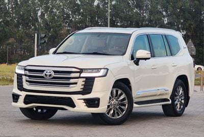 Toyota Land Cruiser GXR+ 4.6L GXR V8 MODEL 2018 UPGRARE 2024