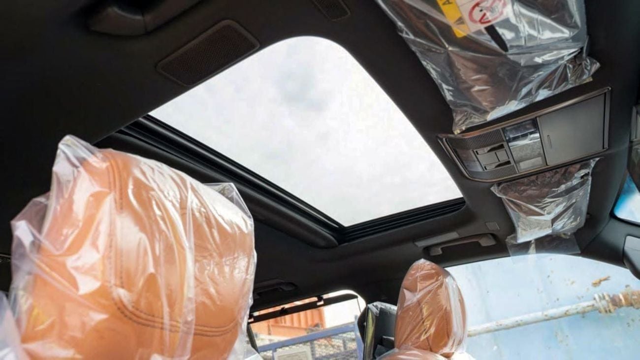 Lexus LX 700h 2026 Lexus LX700h VIP HEV (4-Seater) 3.5L V6 Twin-Turbo Hybrid A/T 4WD Export Only