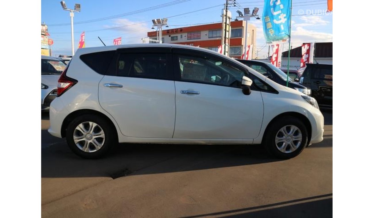 Nissan Note E12