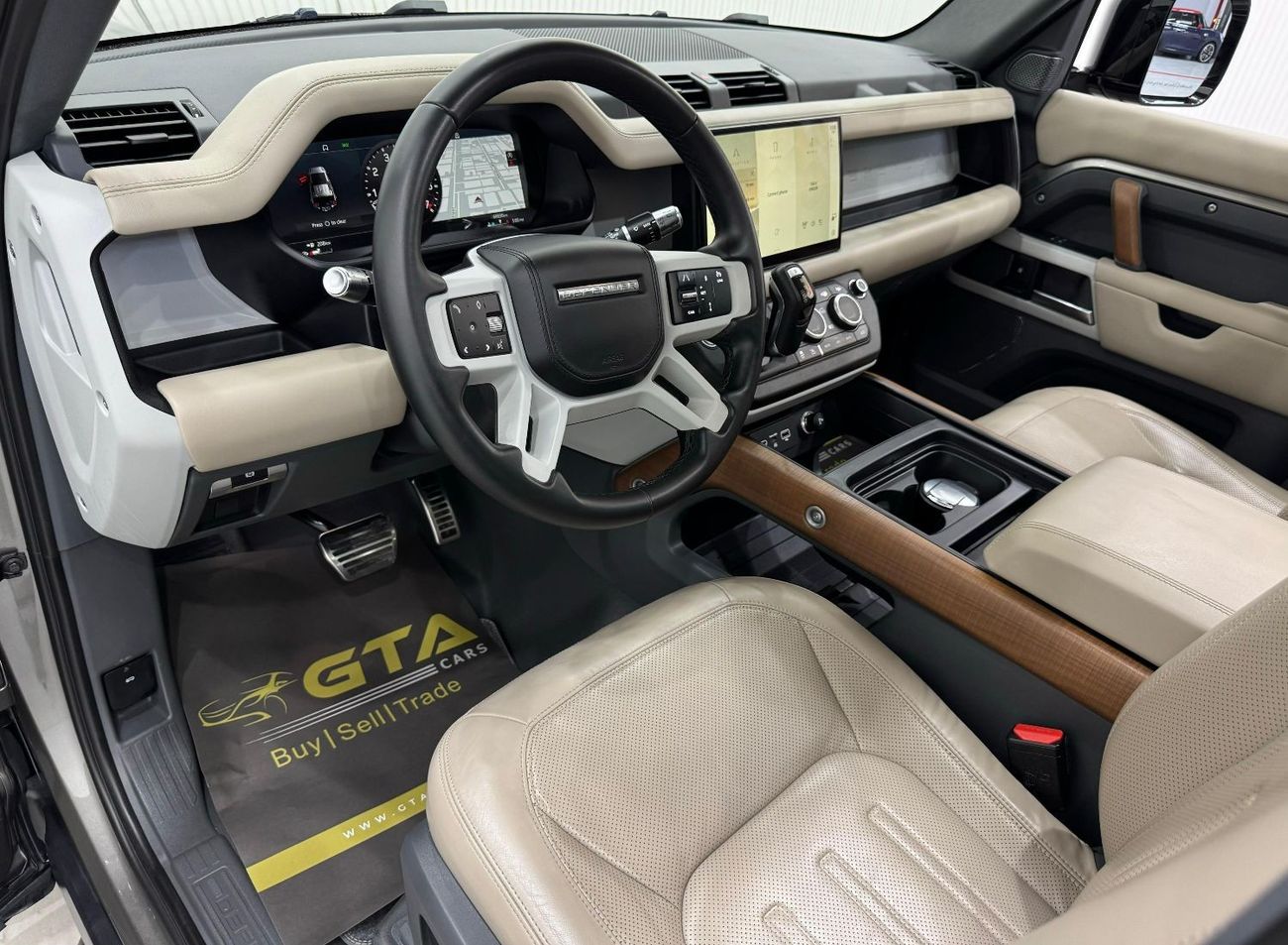 Land Rover Defender 110 HSE P400 2022 Land Rover Defender P400 HSE 7 Seater, 2026 Land Rover Warranty + Service Pack, GC