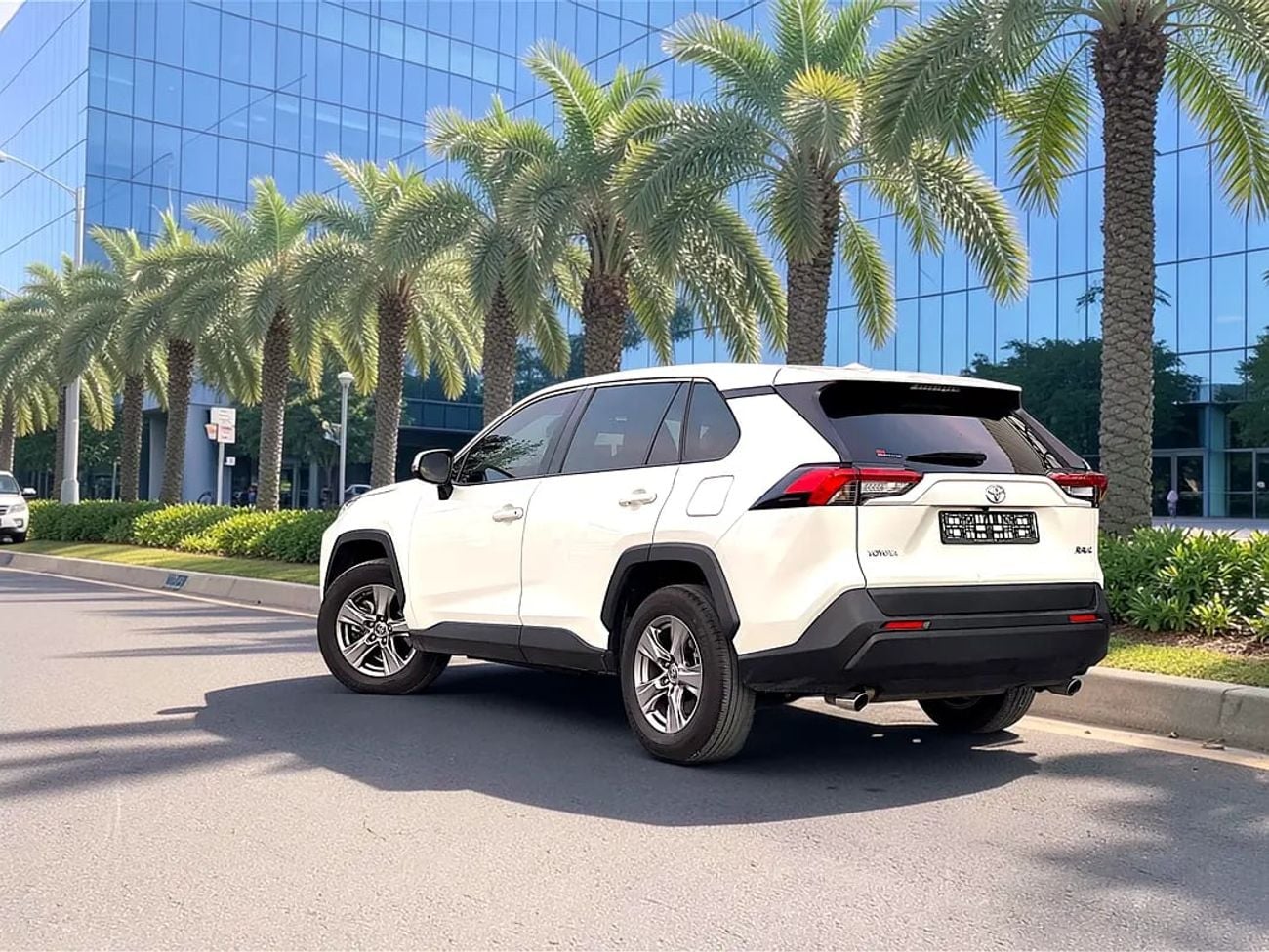 Toyota RAV4 EXR 2.5L 1390 P.M | | RAV4 | EX | 2.5L | | GCC | LOW MILAGE