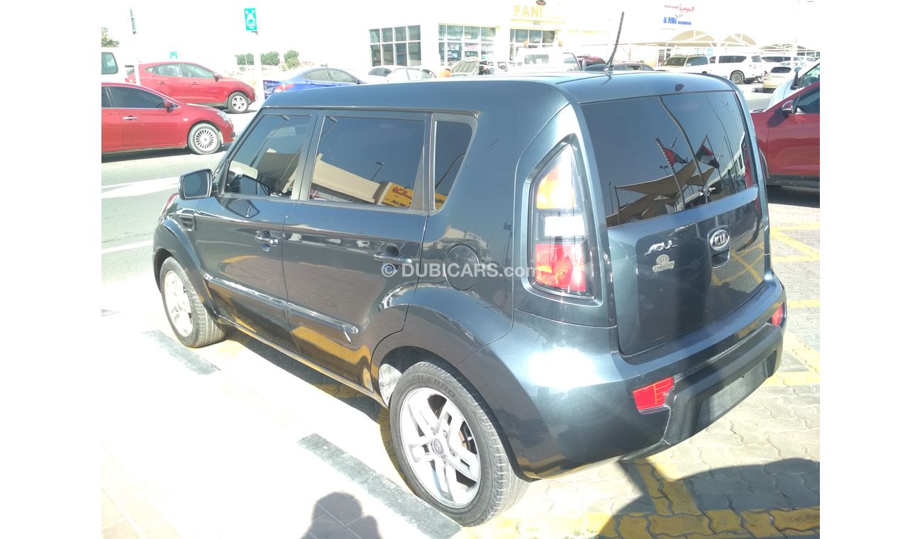 Kia Soul 2011 GREEN GCC NO ACCIDENT PERFECT