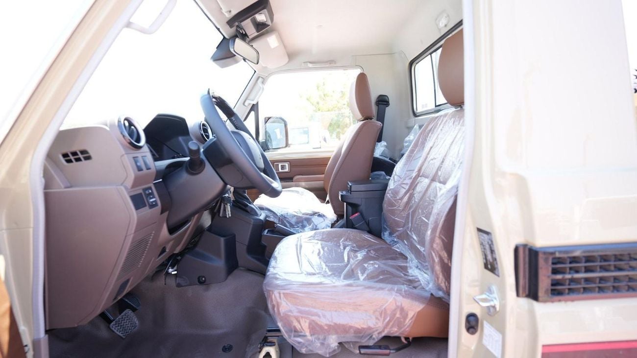 تويوتا لاند كروزر بيك آب TOYOTA LC79 PICK-UP SINGLE CABIN 4.0L V6 A/T  2025 FULL OPTION