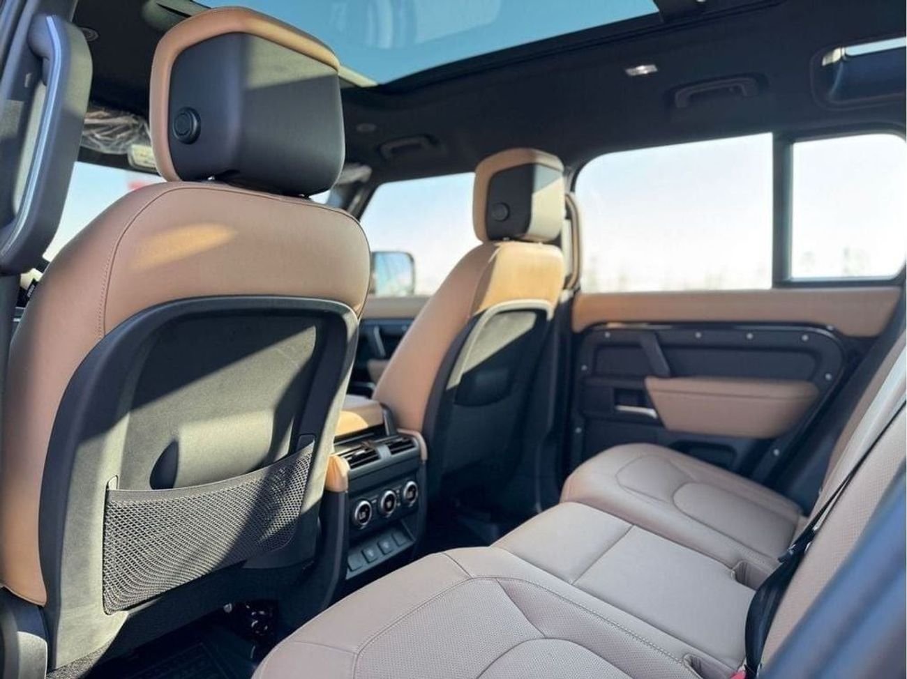 Land Rover Defender LAND ROVER DEFENDER 6 CYLINDER 3.0L 2025