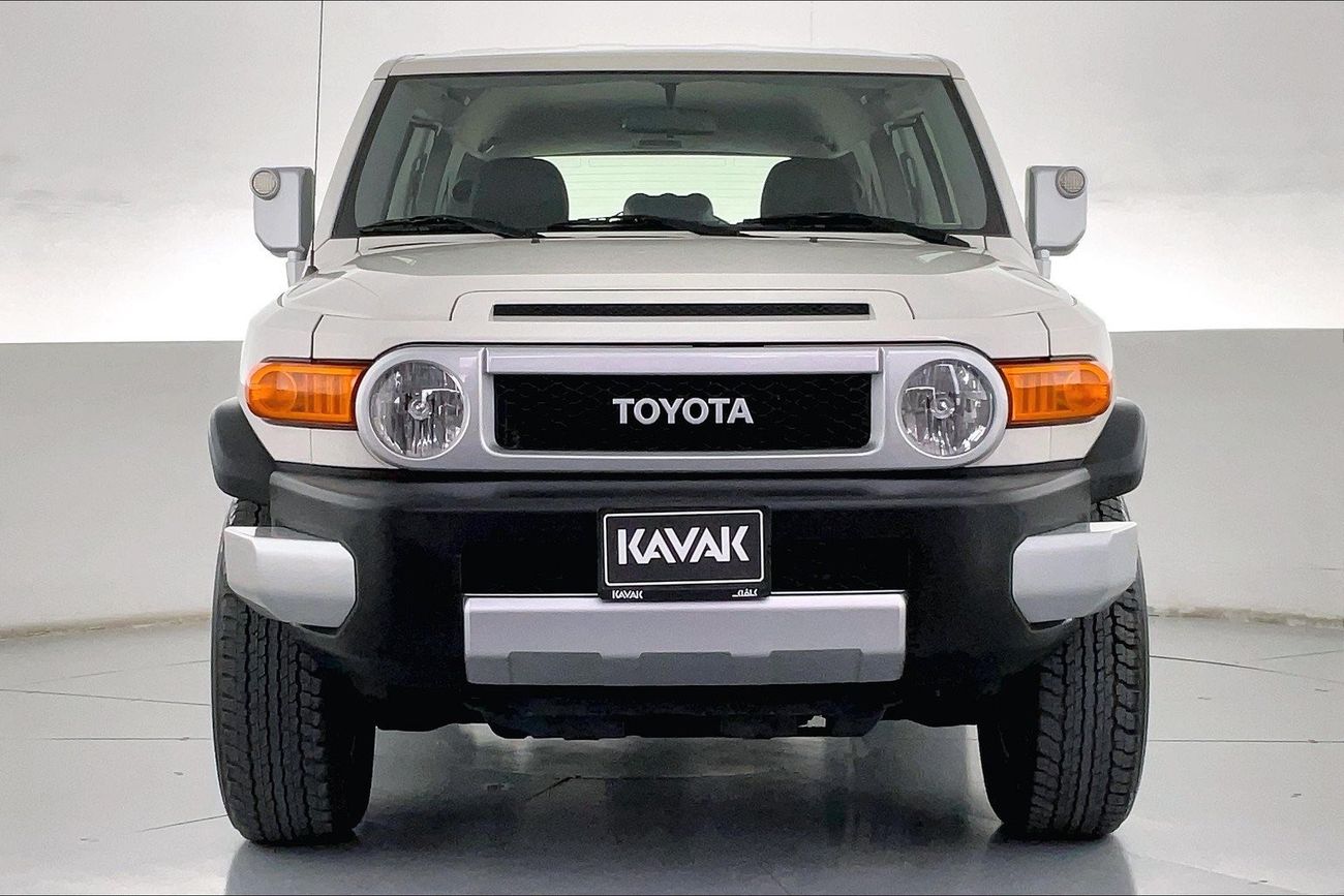 Toyota Camry SE| 1 year free warranty | Exclusive Eid offer