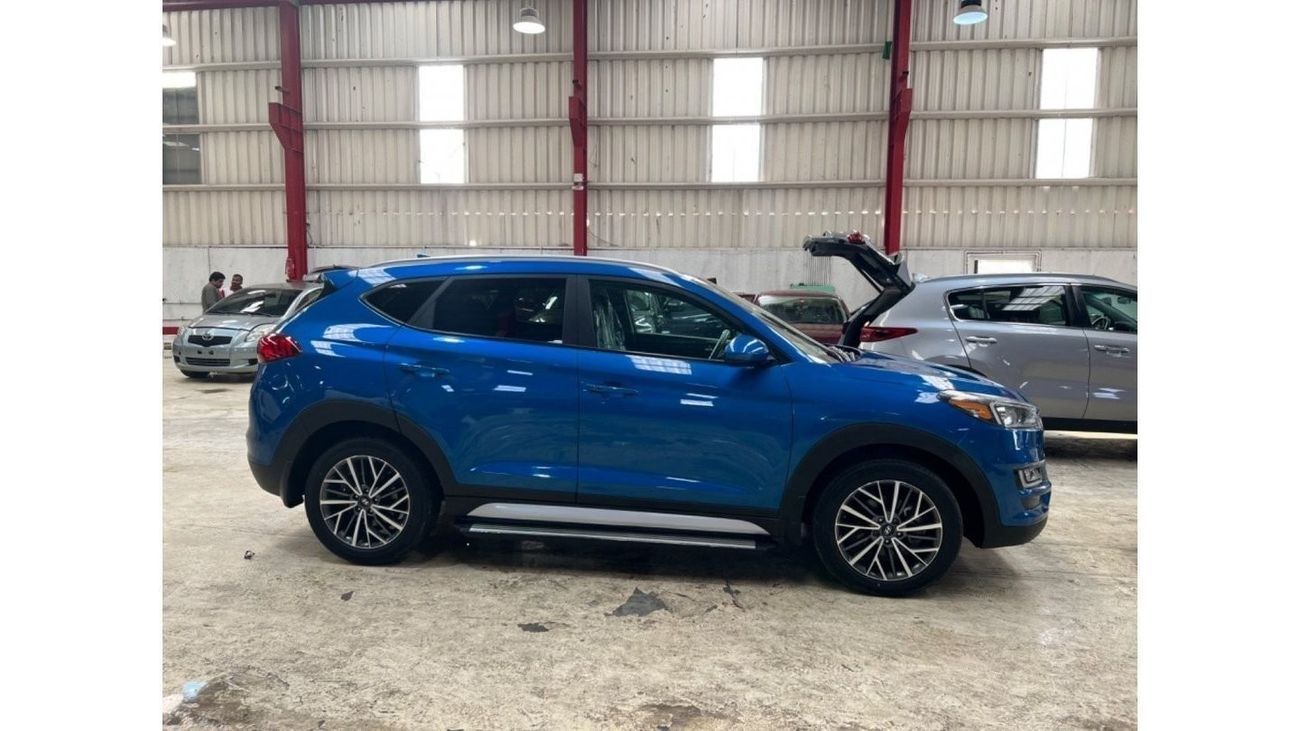 Hyundai Tucson GLS Plus PUSH START WITH LOW MEALIGE