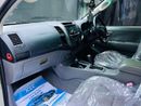 Toyota Hilux Toyota Hilux year 2006 automatic gear diesel engine 4x4
