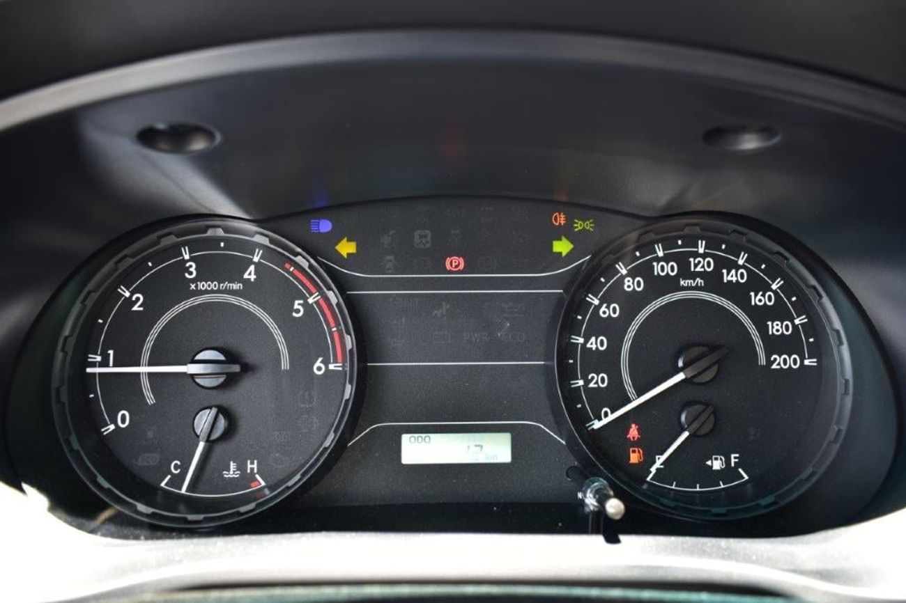 تويوتا هيلوكس 2025 MODEL TOYOTA HILUX DOUBLE CAB PIKCUP DLX-E 2.4L DIESEL 6 SEAT 4WD MANUAL TRANSMISSION.