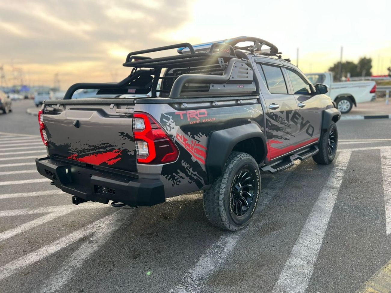 Toyota Hilux 2020 TOYOTA HILUX 2.7L - V4 - 4WHEEL DRIVE - 4X4 - REVO  EDITION - DOUBLE CABIN - REAR CAM - BLUETOO