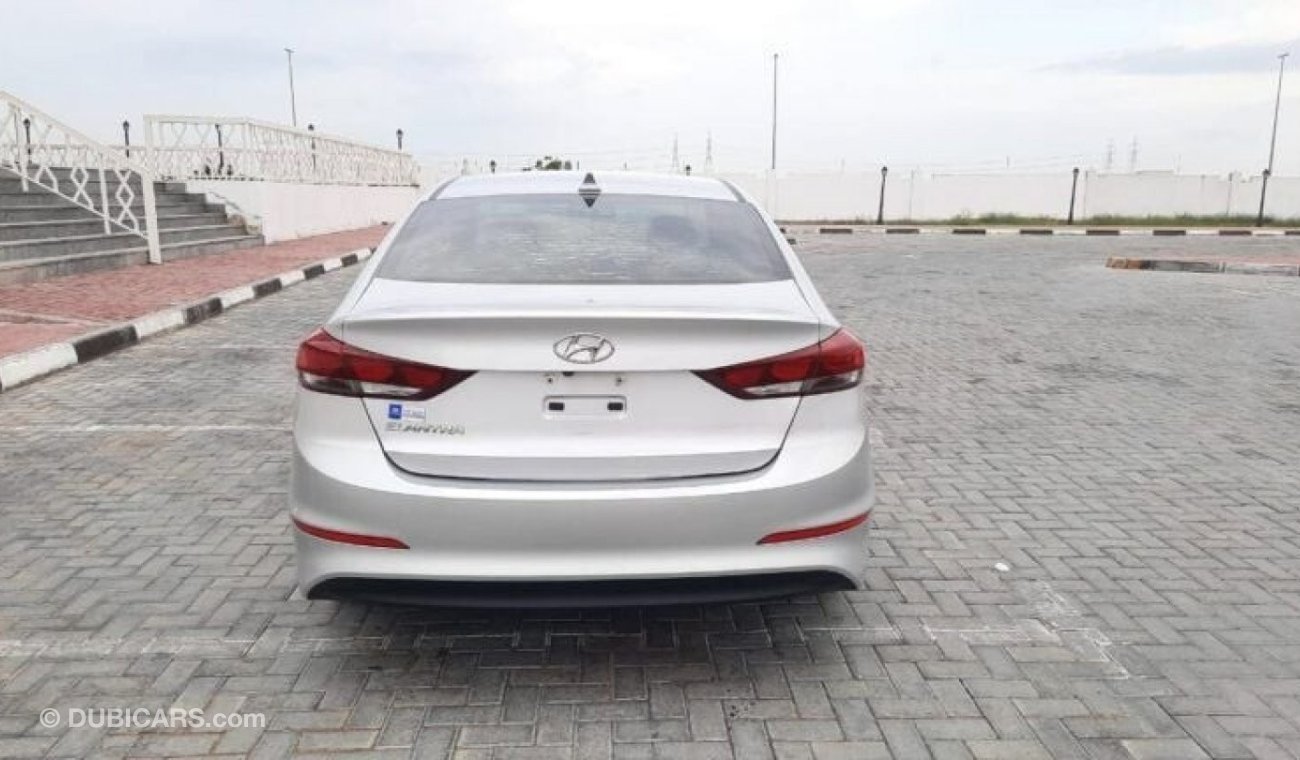 Hyundai Elantra 2018 HYUNDAI ELANTRA SE