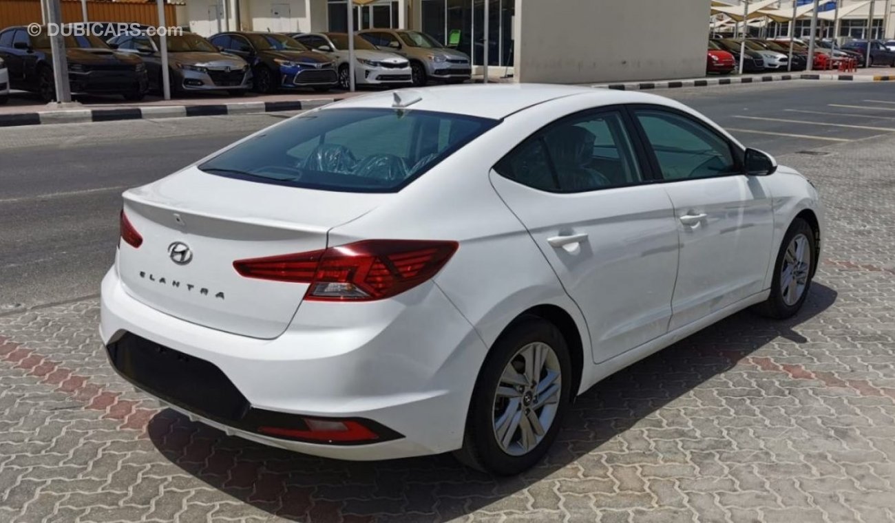 Hyundai Elantra SE - Very Clean Car