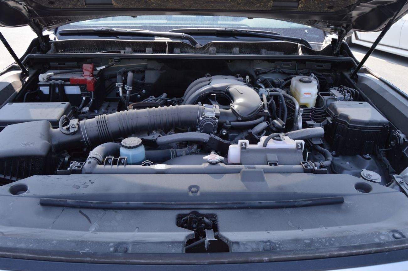 Toyota Land Cruiser GXR 4.0L