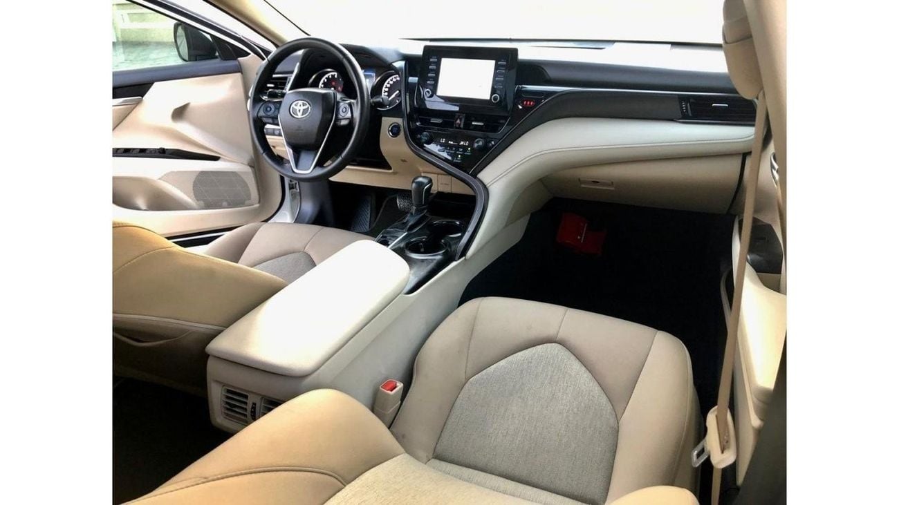 تويوتا كامري Toyota Camry 2023 - 2.5L V4- GCC, Full Option,Low mileage