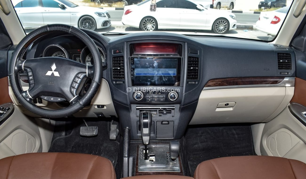 Mitsubishi Pajero GLS