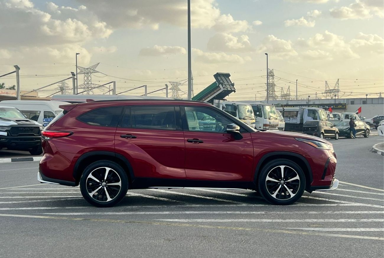 تويوتا هايلاندر 2021 Toyota Highlander XSE AWD Full Option - 3.5L V6 - Rear Camera & Sensor - Sunroof - Leather Seat