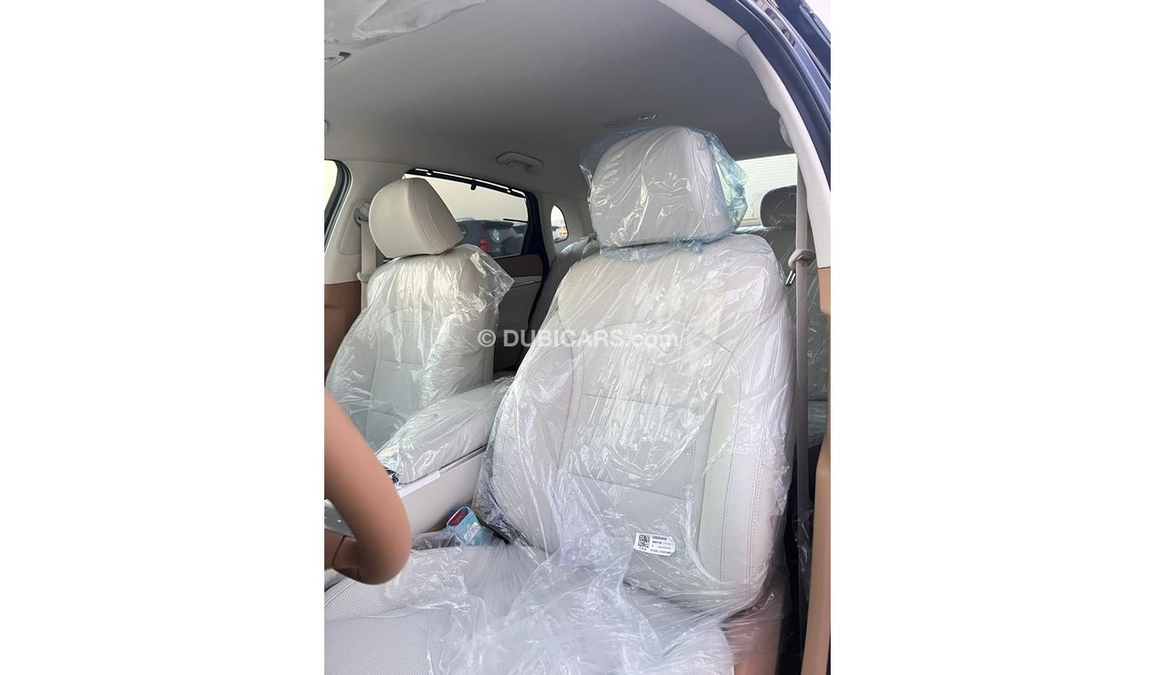 Hyundai Azera 3.5 L , full option