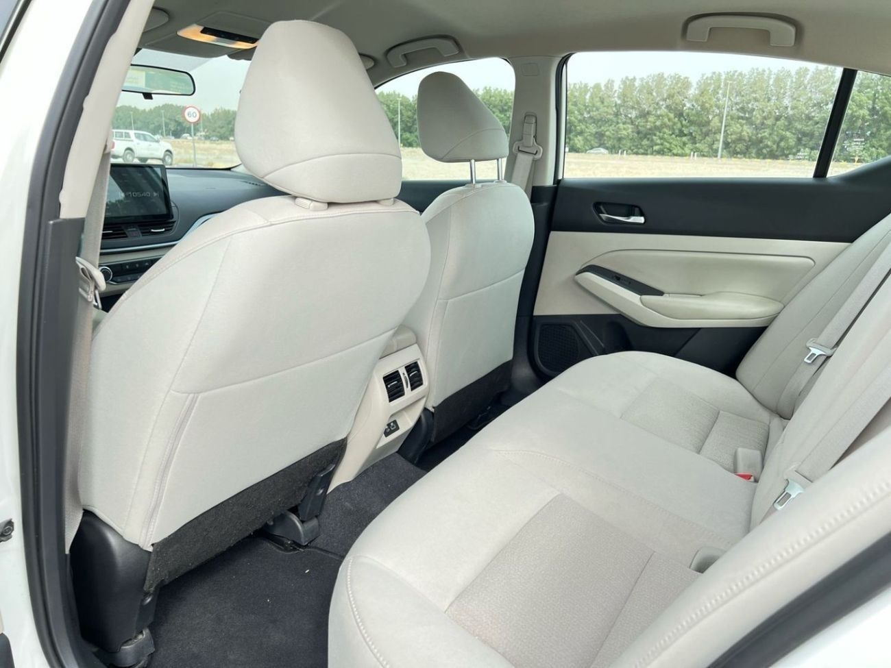 Nissan Altima SV 2.5L NISSAN ALTIMA 2022 GCC SPECS