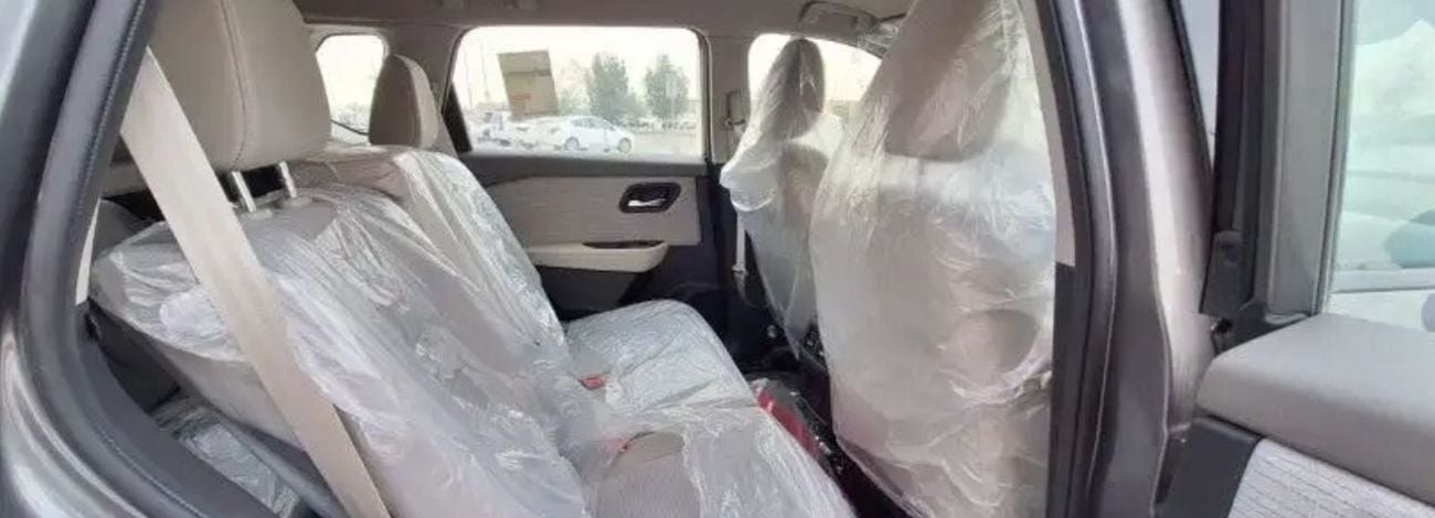 Nissan XTrail 2500 cc 4 cylinder gasoline engine Automatic