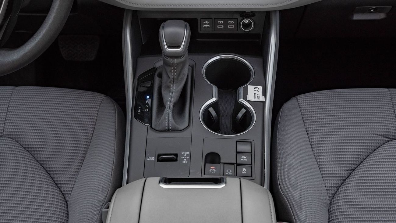 تويوتا هايلاندر 2025 Toyota Highlander LE 2.5L AT Hybrid (Black)