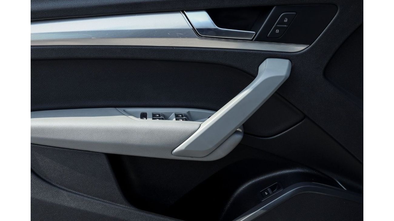 أودي Q5 45 TFSI quattro بايسيك