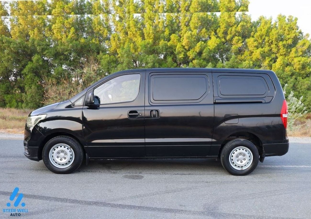 Hyundai H-1 Cargo Van 2.5L RWD / Diesel MT / Like New Condition / Lowest Price / Book Now!