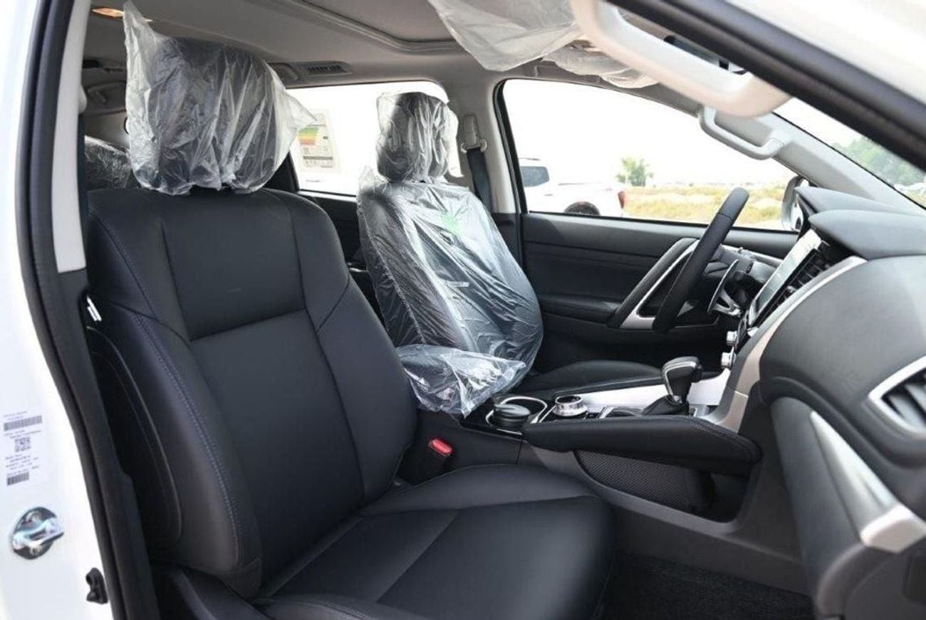 Mitsubishi Montero Sport 2025 MITSUBISHI MONTERO SPORT 3.0L PETROL AT