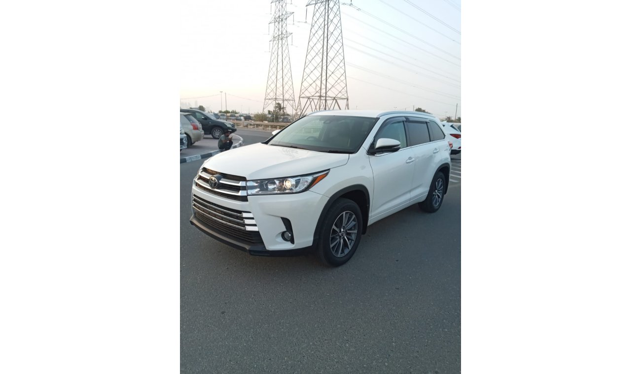 تويوتا كلوجير TOYOTA KLUGER MODEL 2019 COLOUR WHITE GOOD CONDITION ONLY FOR EXPORT