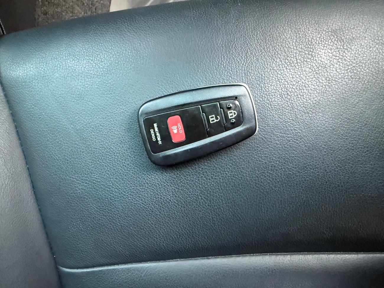 Toyota Hilux SR5 full option 4x4 top of the range export from Australia right hand drive