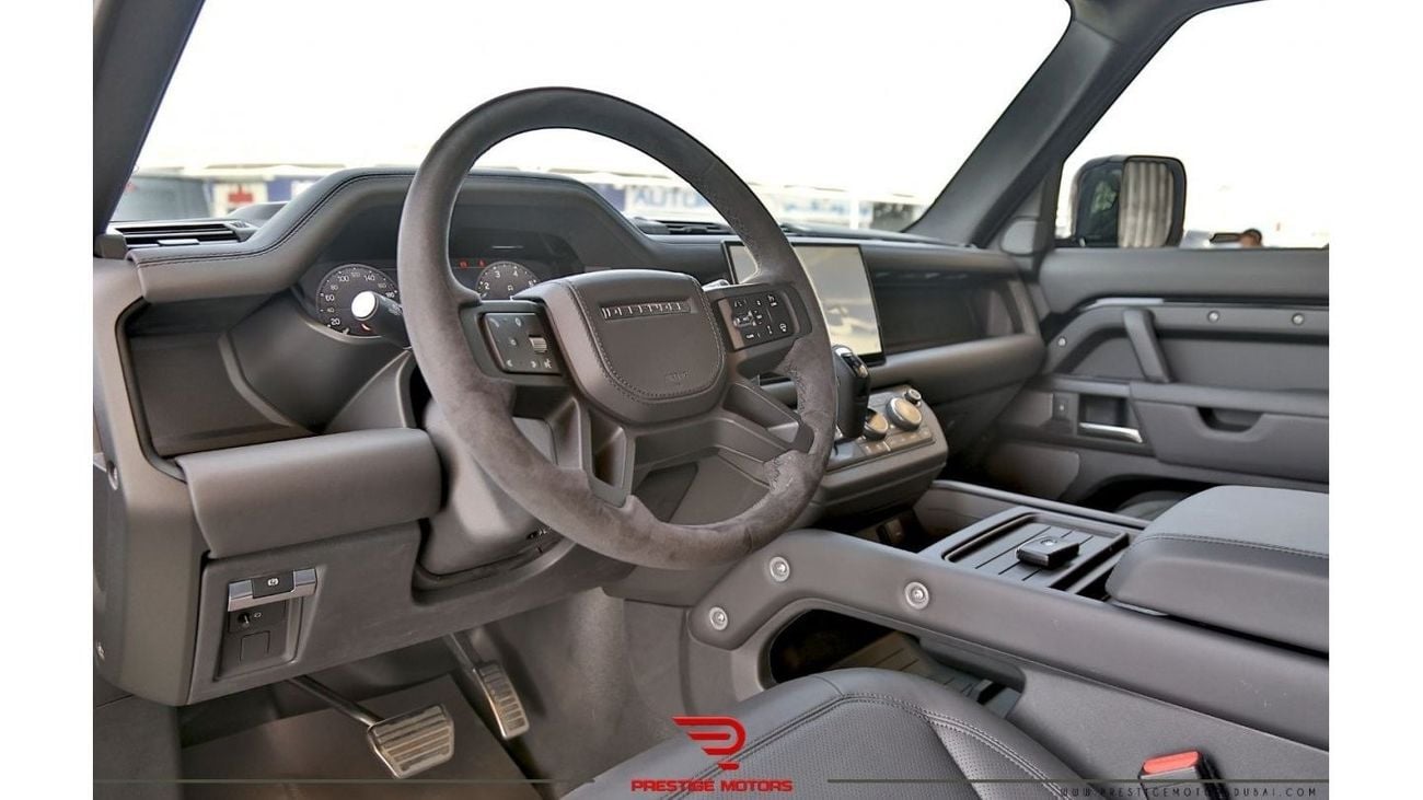 لاند روفر ديفندر 2023