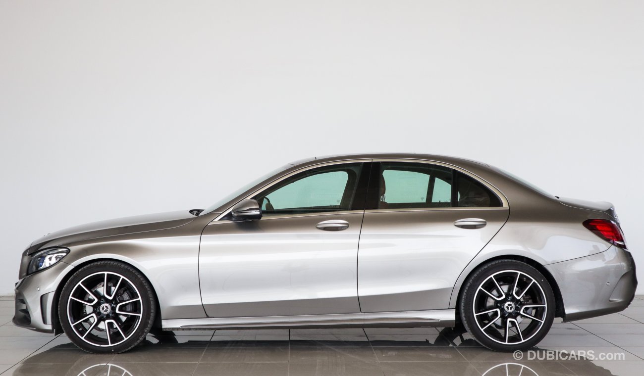 مرسيدس بنز C200 SALOON VSB 30563