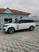 Land Rover Range Rover LWB HSE P530 4.4L - Vouge 2022 - Under Warranty - Perfect Condition- GCC Specs - Full Service Histor