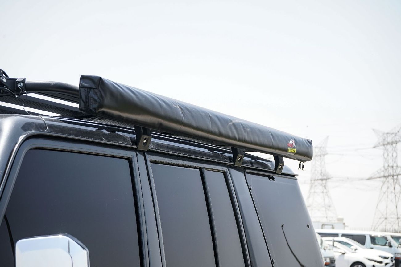 Toyota Land Cruiser 70