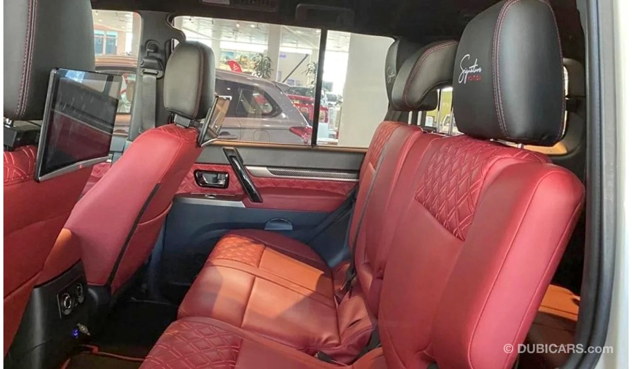 Mitsubishi Pajero Signature Edition