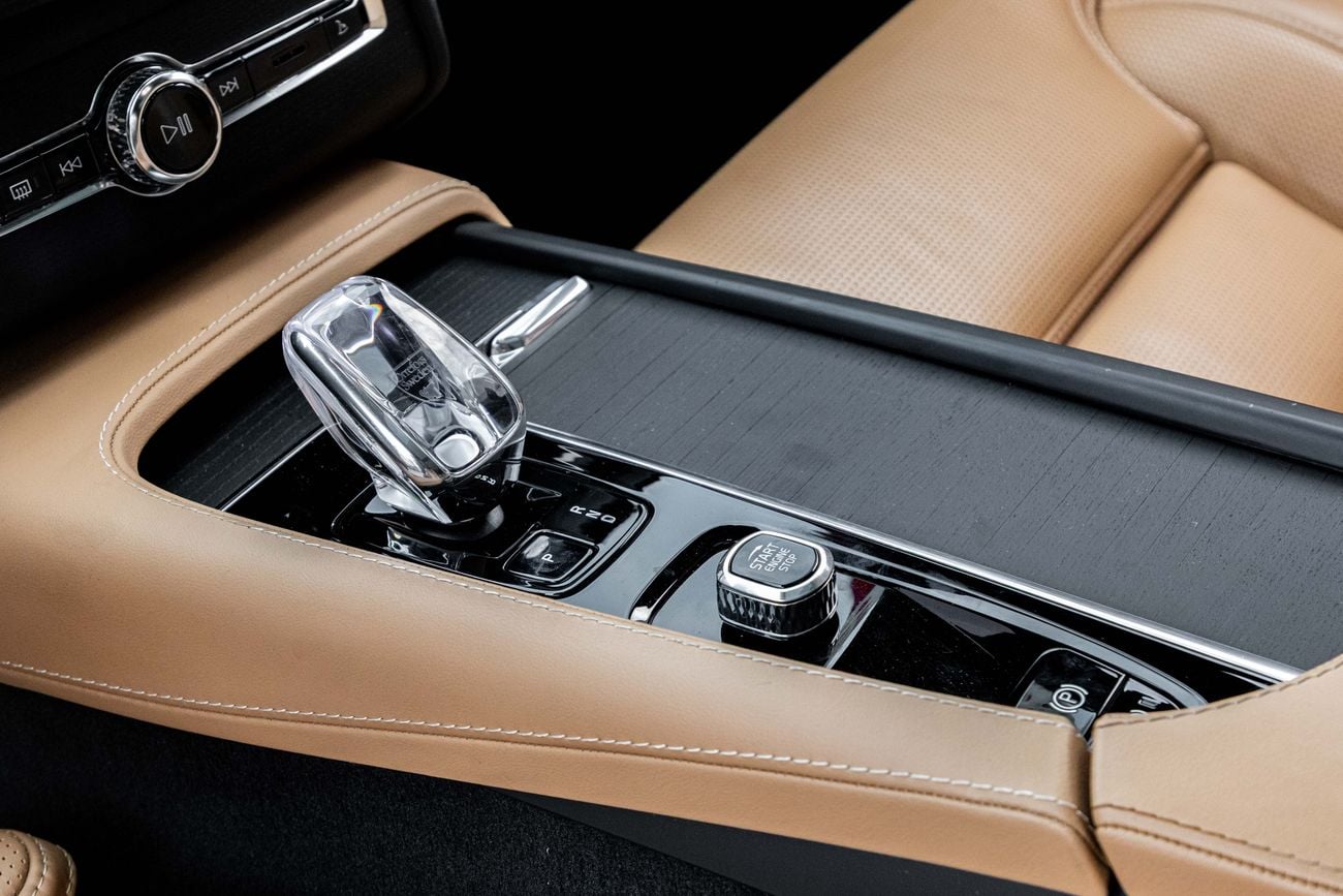 فولفو XC 90 B6 ULTIMATE BRIGHT XC90 B6 Ultimate Bright | 3,036 P.M | 0% Downpayment | 2028 WARRANTY
