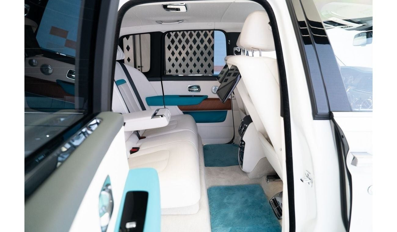 Rolls-Royce Cullinan Rolls Royce Cullinan Mansory