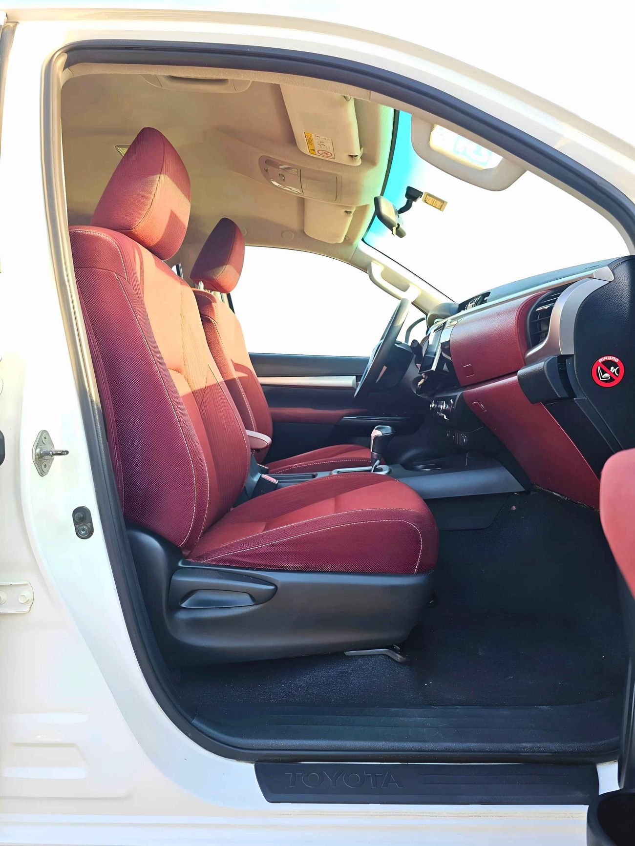 Toyota Hilux PATROL/ AUTO/ POWER WINDOW/ WIDE BODY/ EXPORT ONLY/ LOT# 99985